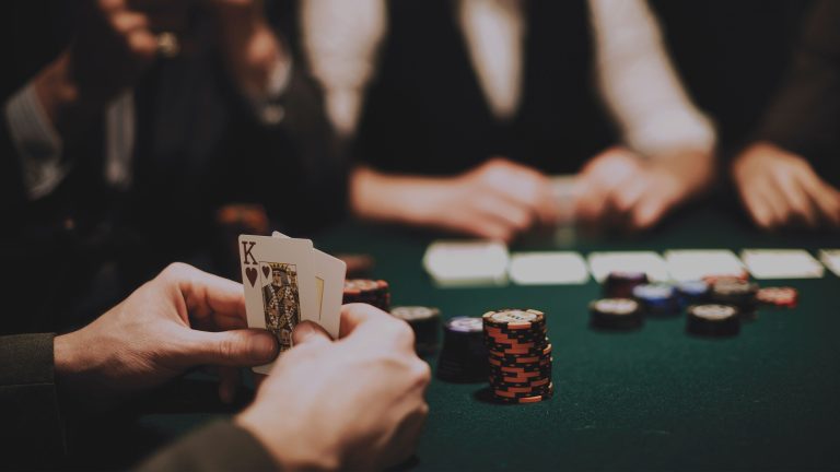celebrity-fortunes-casino-hero-70-opacity.jpg