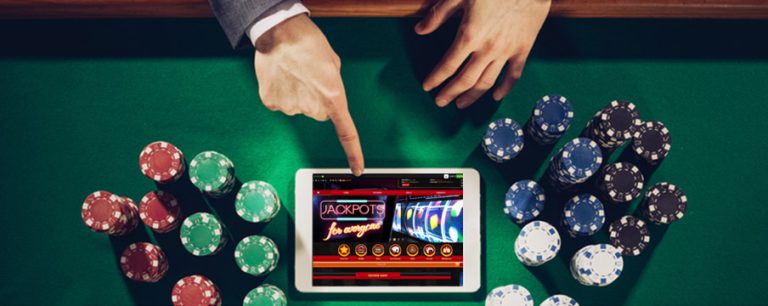 Online-Casino-tabletop.jpg