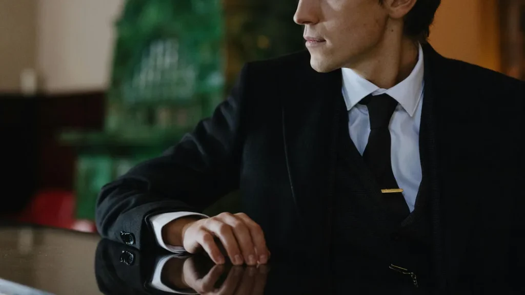 Apa-Itu-Boyfriend-Material.webp.webp