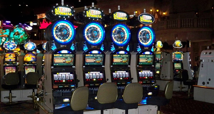 history-slot-machines.jpg